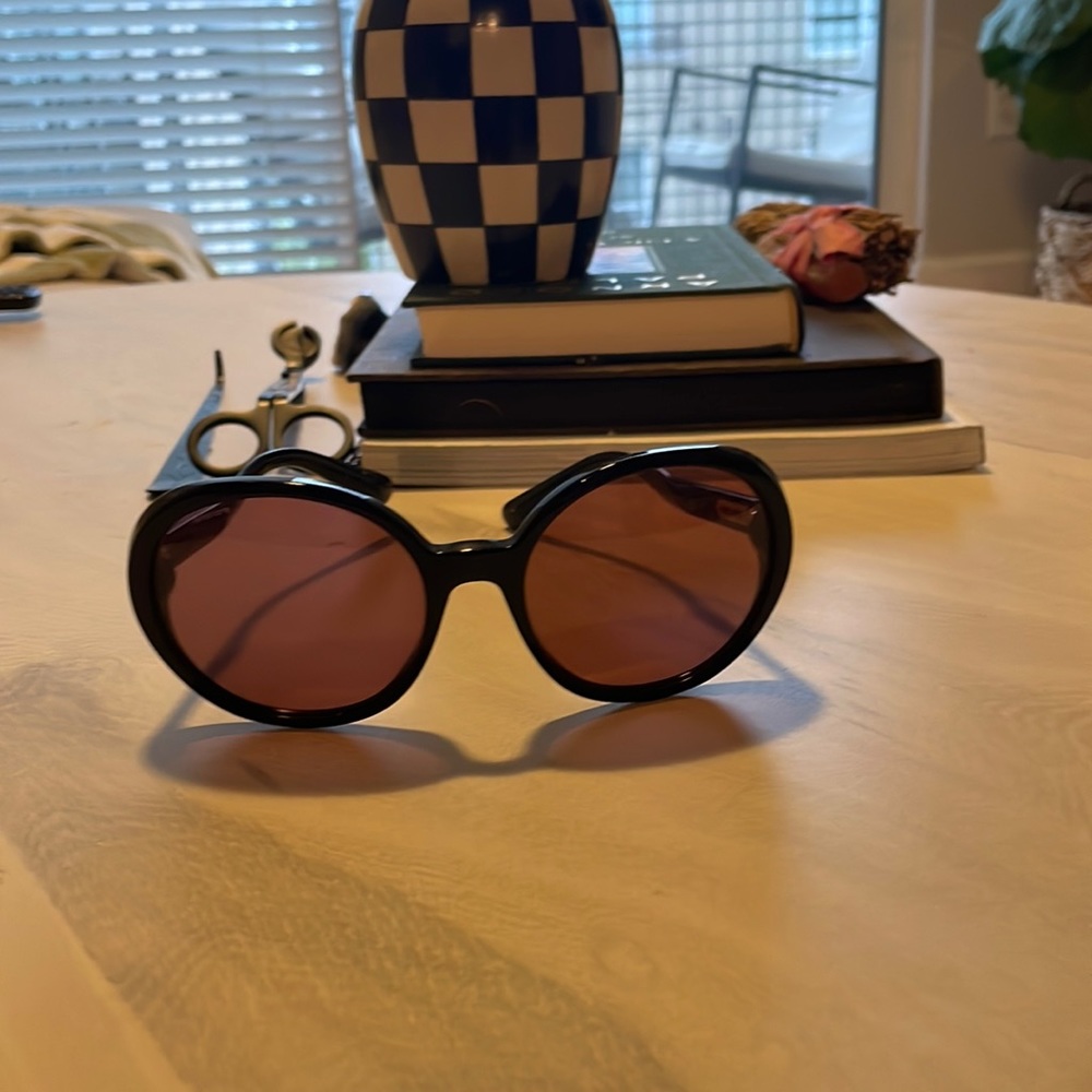 Mui mui sunglasses